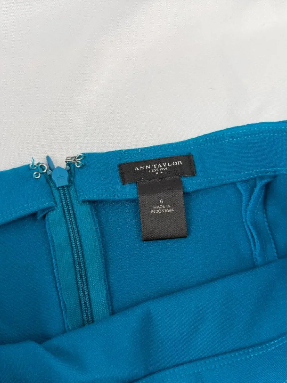 Ann Taylor Blue Skirt Women Size 6 Short Mini Pencil Stretch Workwear Career